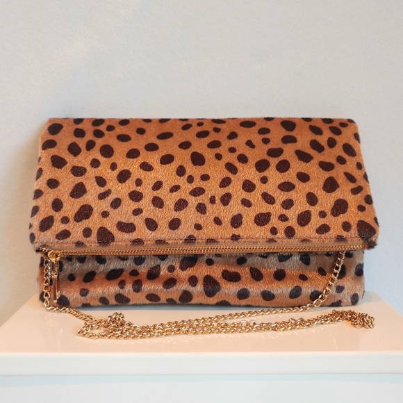 Animal print shoulder crossbody envelope bag - Picture 2 of 8